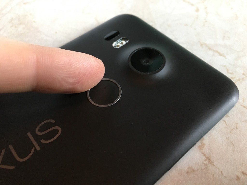 nexus 5x senzor otiska prsta